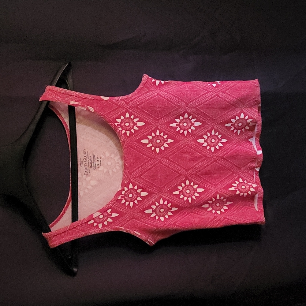 Faded Glory        Crop Top